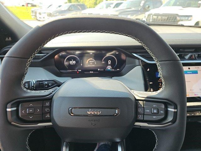new 2026 Jeep Cherokee car, priced at $37,270