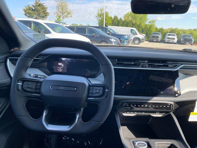 new 2026 Jeep Cherokee car, priced at $37,270