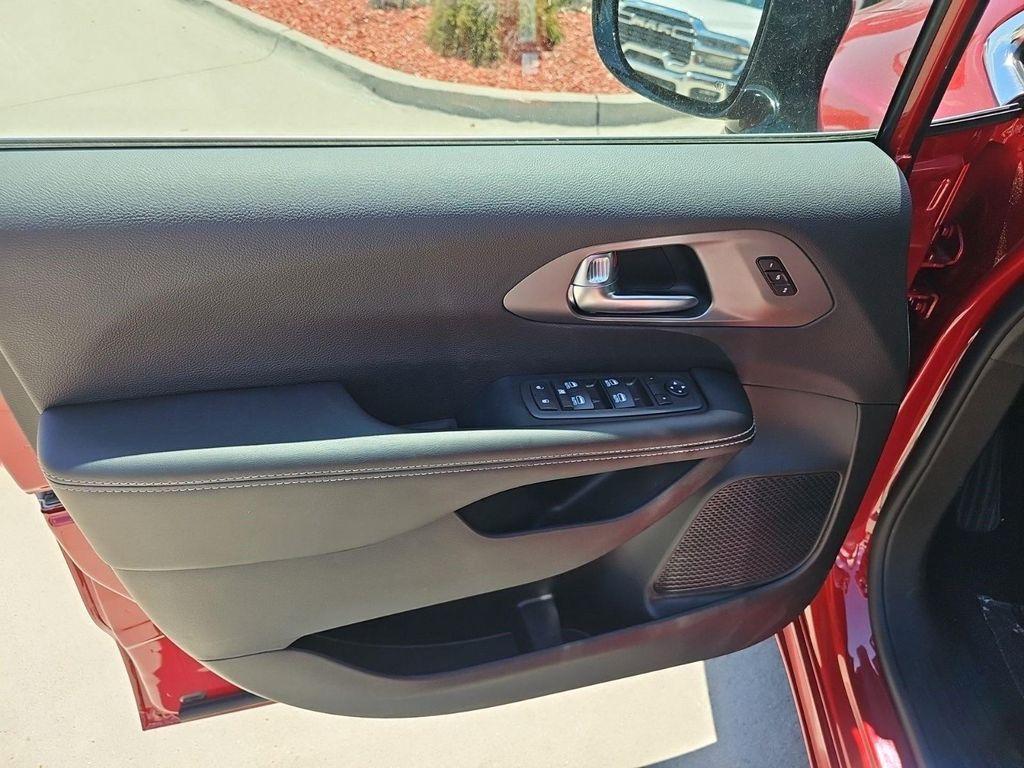 new 2027 Chrysler Pacifica car, priced at $51,315