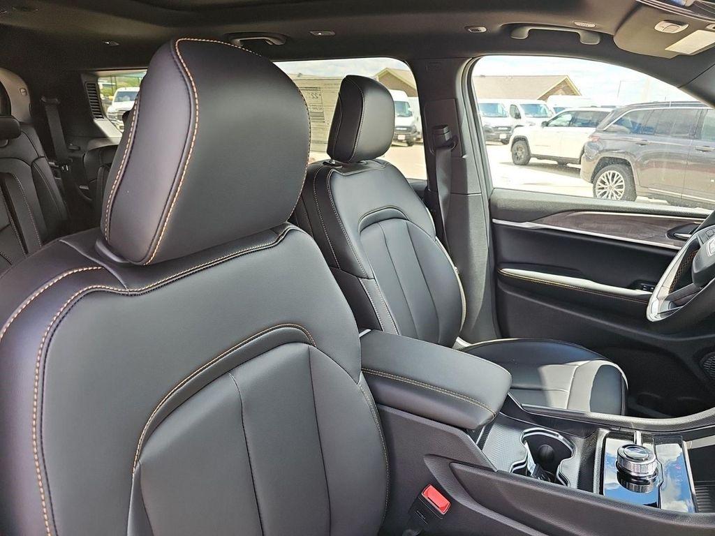 new 2026 Jeep Grand Cherokee L car, priced at $50,085