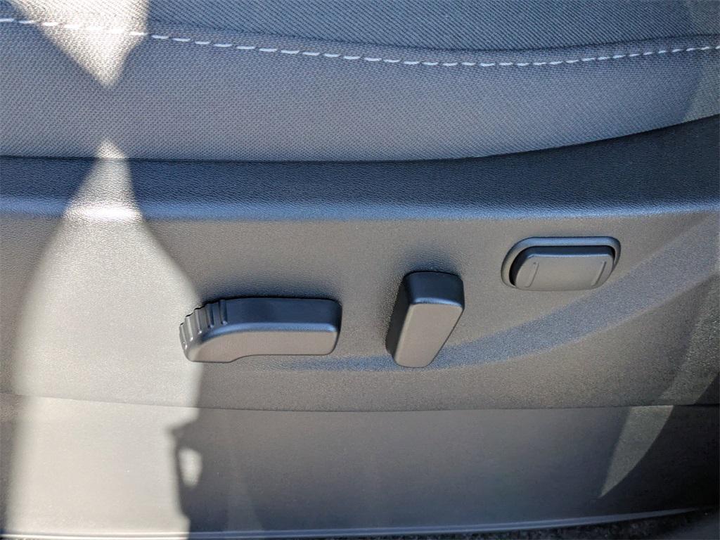 new 2026 Nissan Frontier car, priced at $40,140