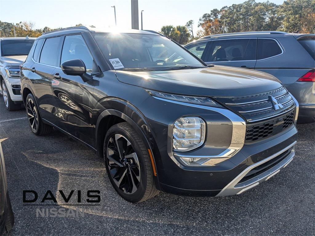 used 2024 Mitsubishi Outlander car, priced at $27,590