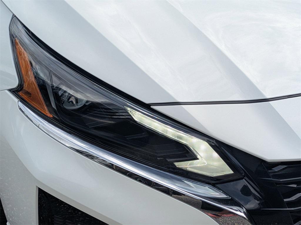 new 2025 Nissan Altima car, priced at $27,958