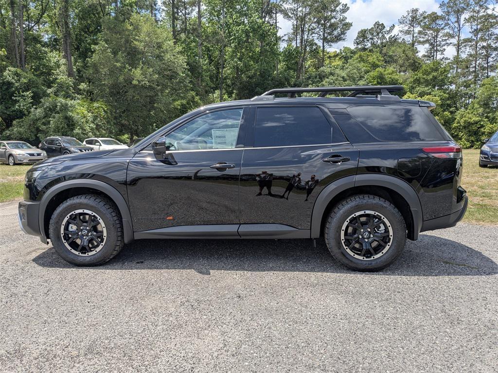 new 2025 Nissan Pathfinder car, priced at $39,080