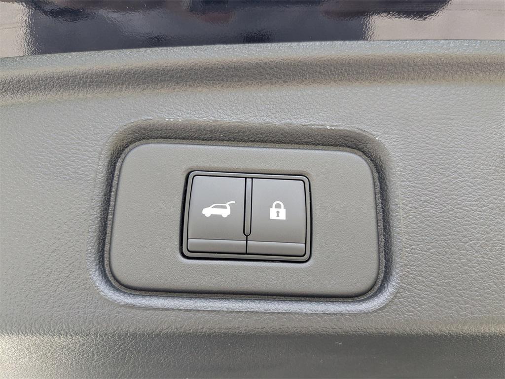 new 2025 Nissan Pathfinder car, priced at $39,080