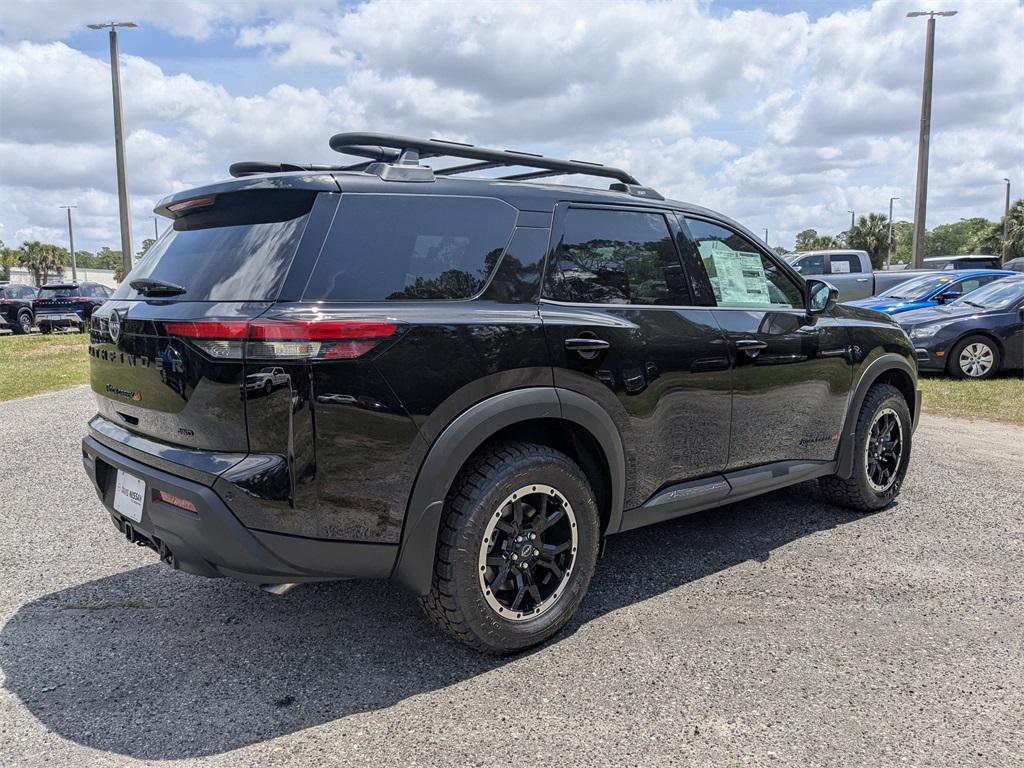 new 2025 Nissan Pathfinder car, priced at $39,080