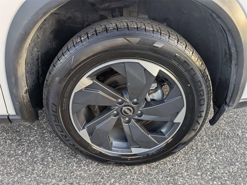 used 2025 Nissan Rogue car, priced at $23,132