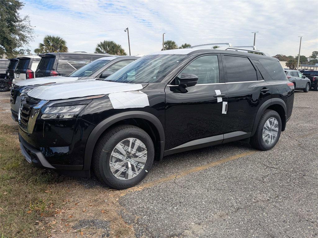 new 2025 Nissan Pathfinder car, priced at $36,995