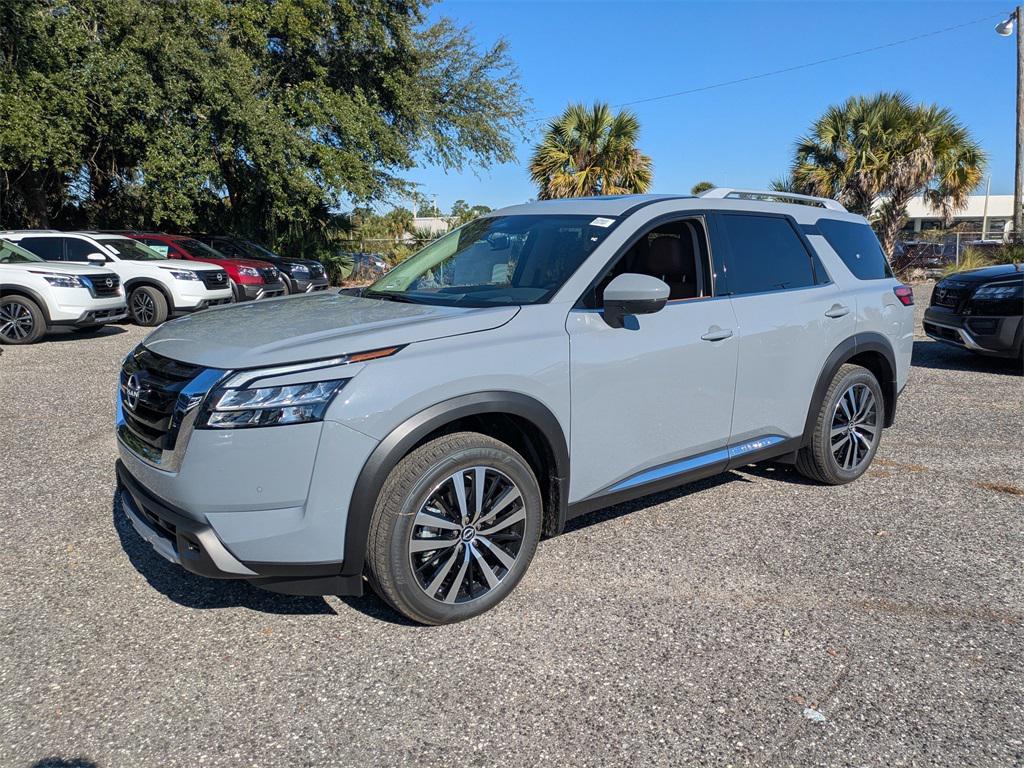 new 2025 Nissan Pathfinder car, priced at $43,030