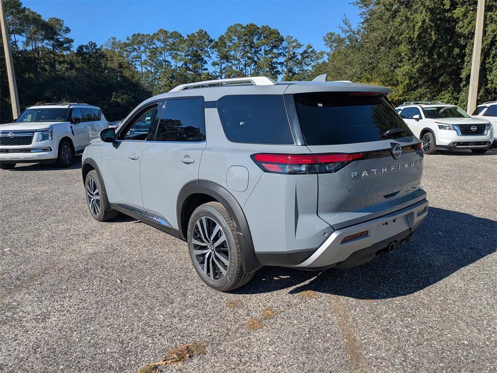new 2025 Nissan Pathfinder car, priced at $43,030