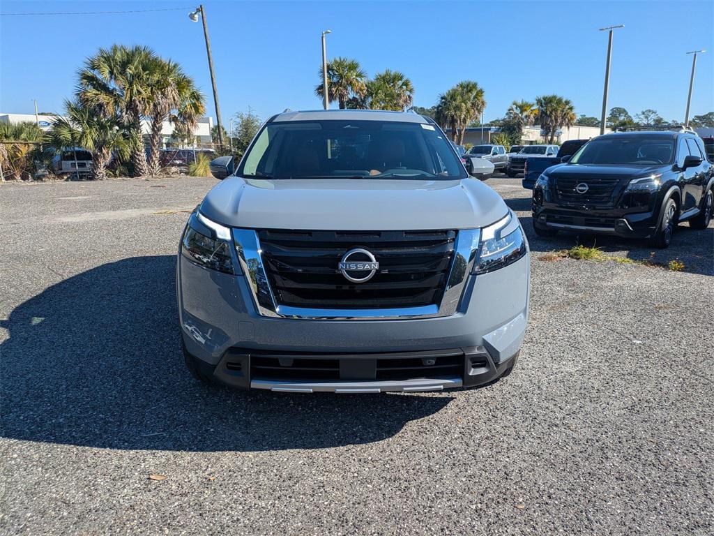 new 2025 Nissan Pathfinder car, priced at $43,030