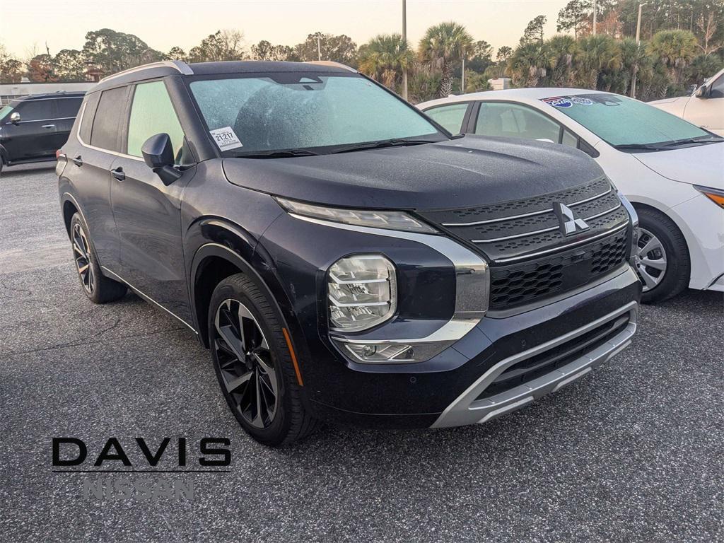 used 2024 Mitsubishi Outlander car, priced at $27,580
