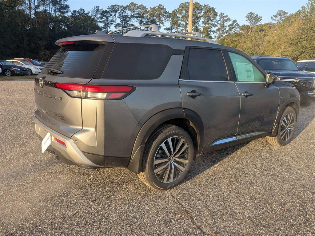 new 2025 Nissan Pathfinder car, priced at $45,750