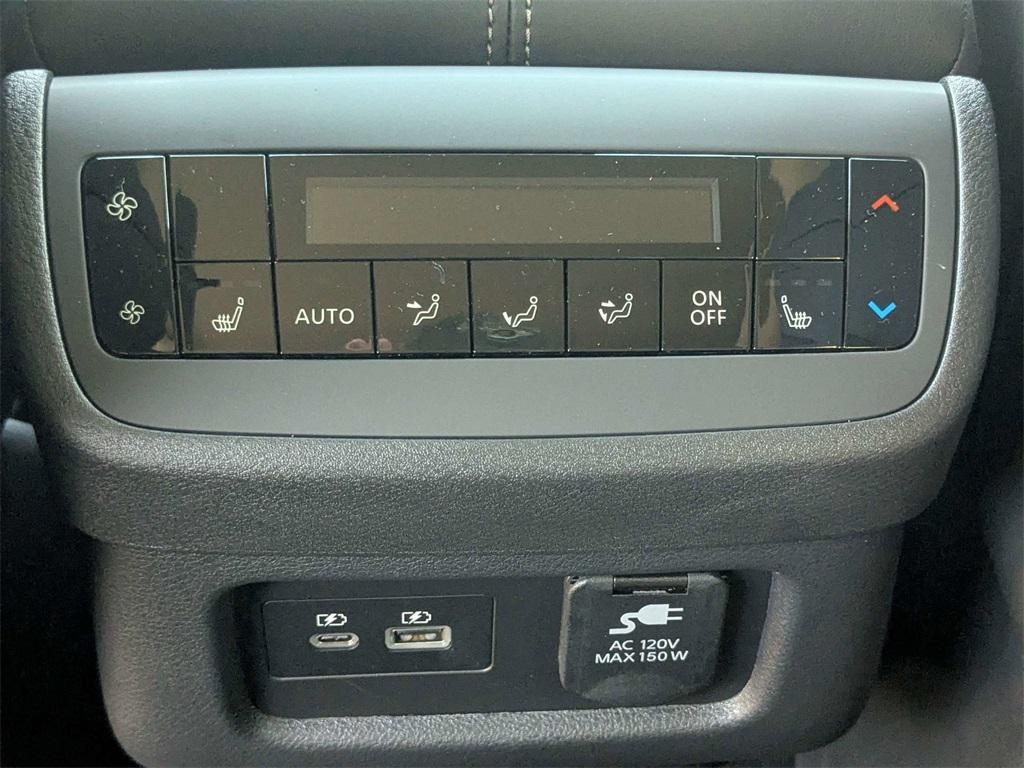 new 2025 Nissan Pathfinder car, priced at $45,750