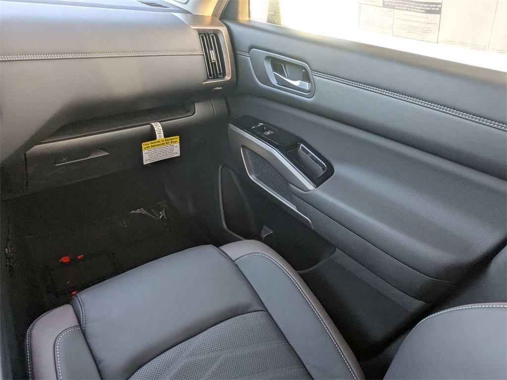 new 2025 Nissan Pathfinder car, priced at $45,750