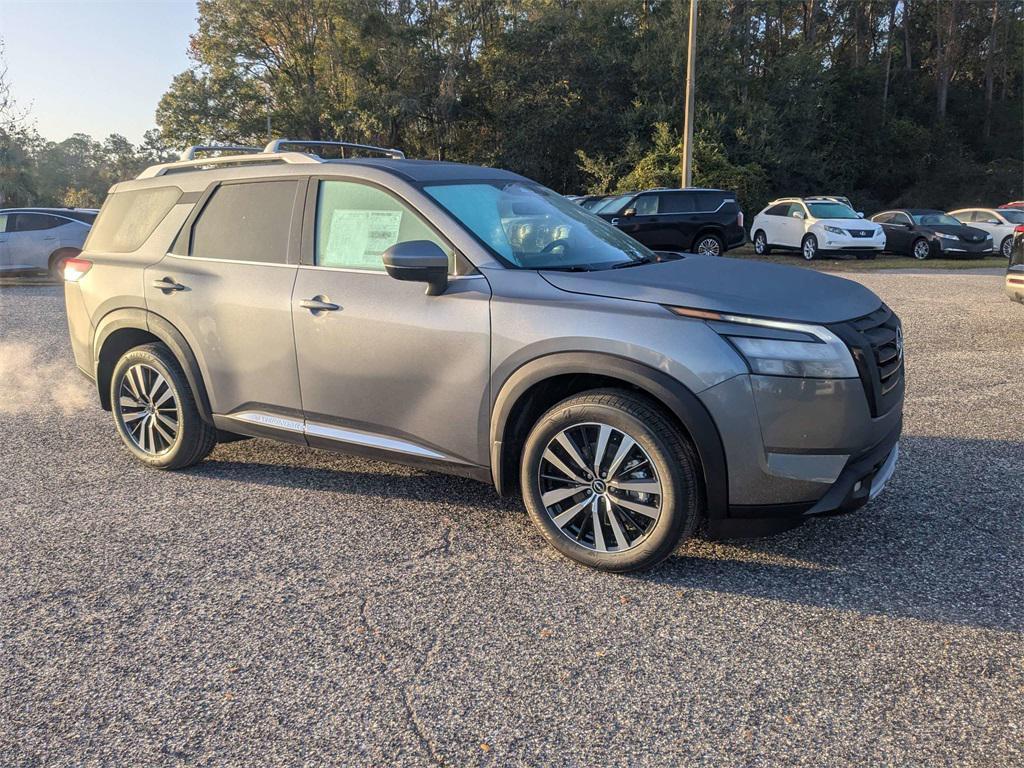 new 2025 Nissan Pathfinder car, priced at $45,750