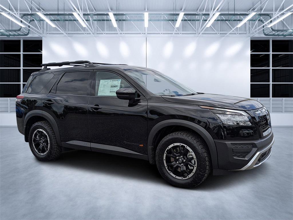 new 2025 Nissan Pathfinder car, priced at $39,080