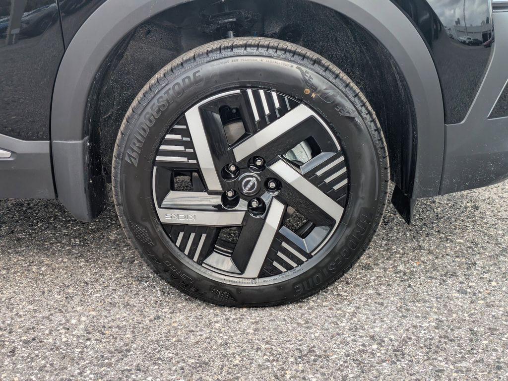 new 2026 Nissan Kicks car, priced at $25,289