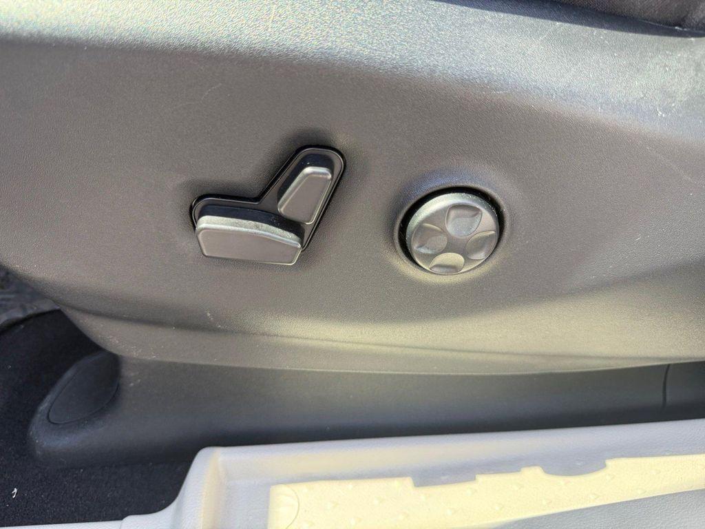 used 2024 Chrysler Pacifica car, priced at $37,989
