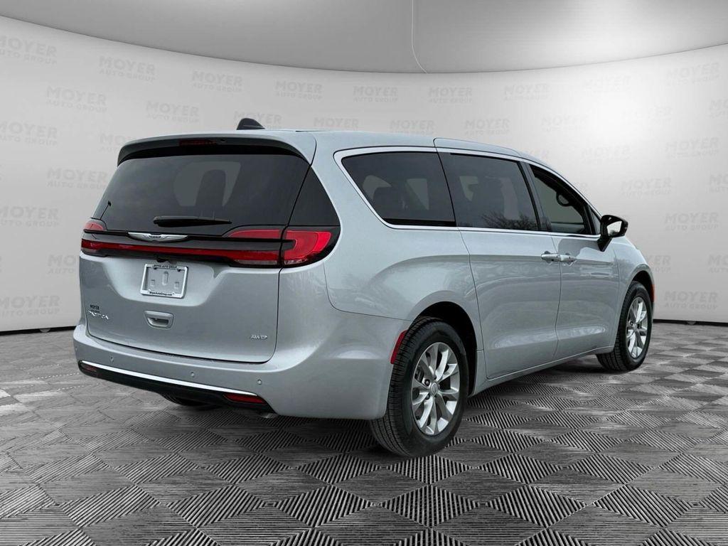 new 2026 Chrysler Pacifica car, priced at $49,408