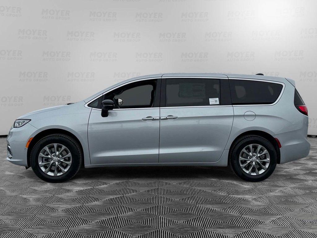 new 2026 Chrysler Pacifica car, priced at $49,408
