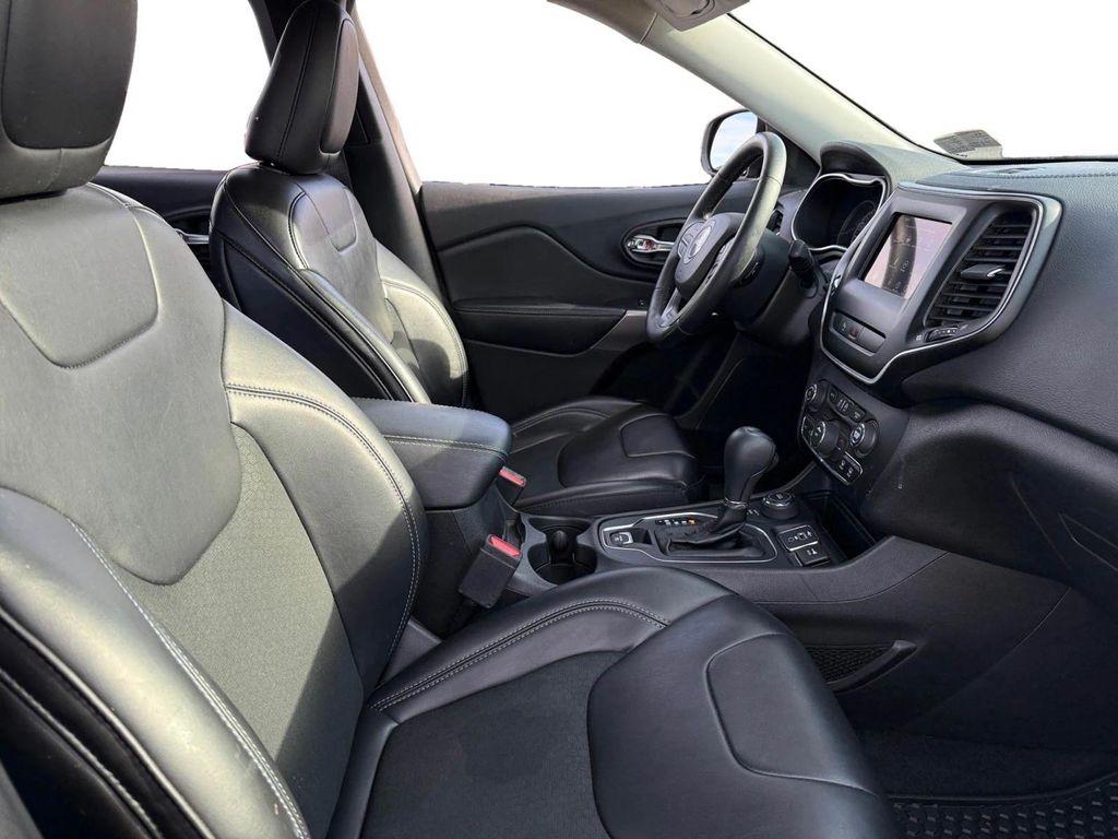 used 2019 Jeep Cherokee car, priced at $16,998