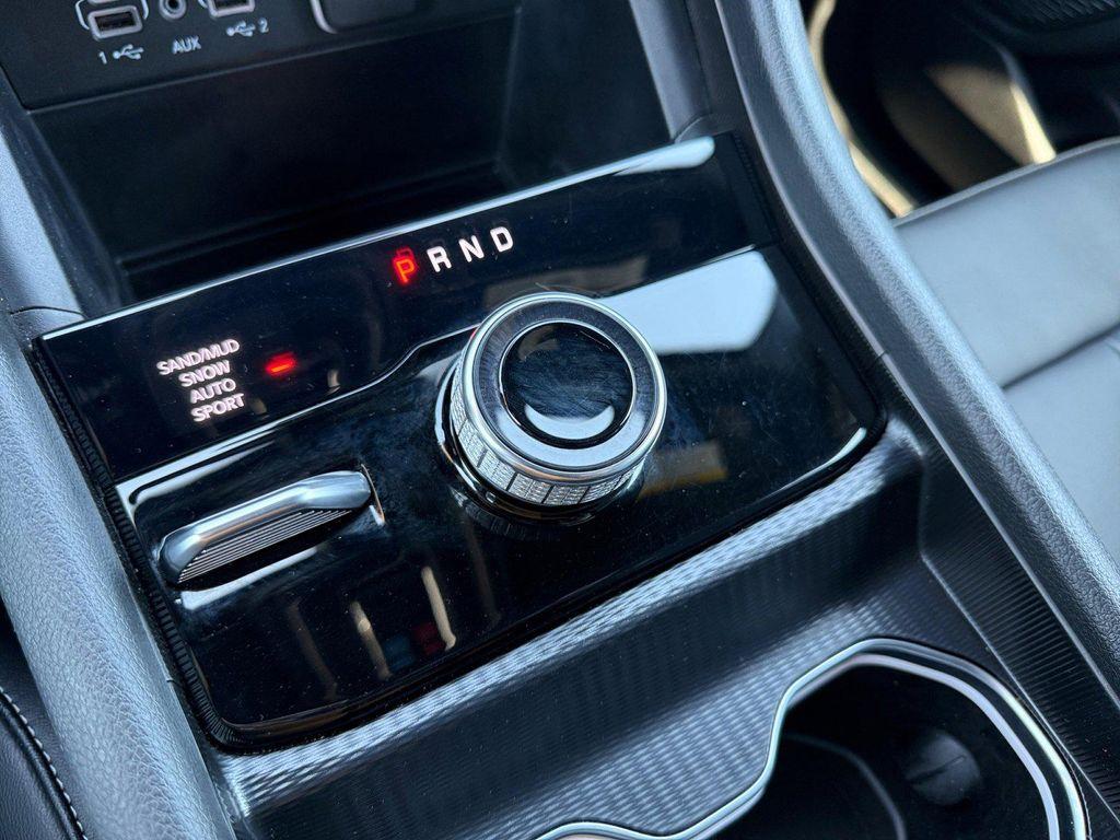used 2025 Jeep Grand Cherokee car, priced at $39,999