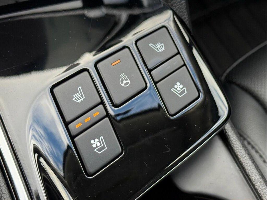 used 2024 Kia Sportage car, priced at $31,999