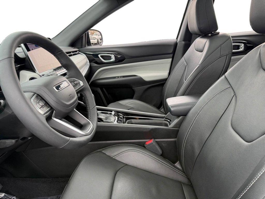 used 2025 Jeep Compass car, priced at $28,699