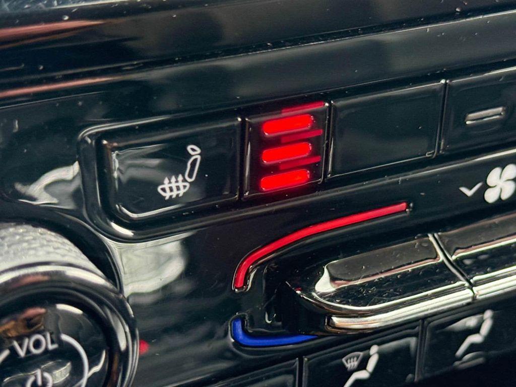 used 2022 Jeep Grand Cherokee L car, priced at $33,499