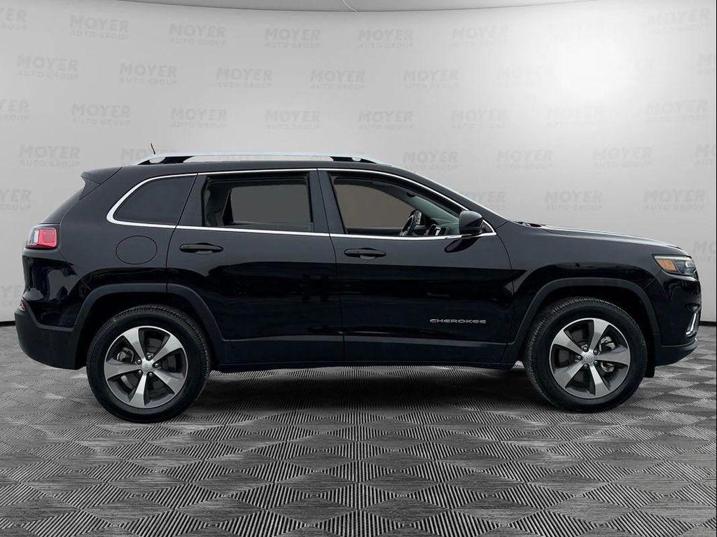 used 2021 Jeep Cherokee car, priced at $19,496