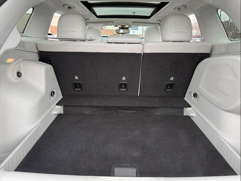 used 2021 Jeep Cherokee car, priced at $19,496