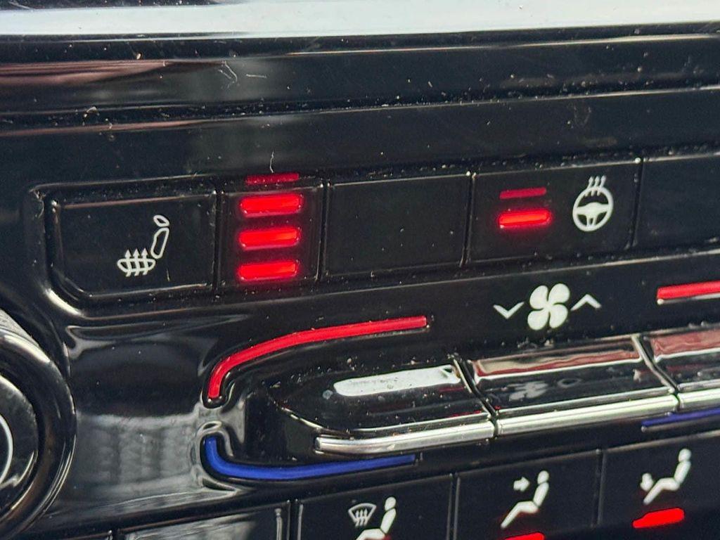 used 2024 Jeep Grand Cherokee L car, priced at $30,297