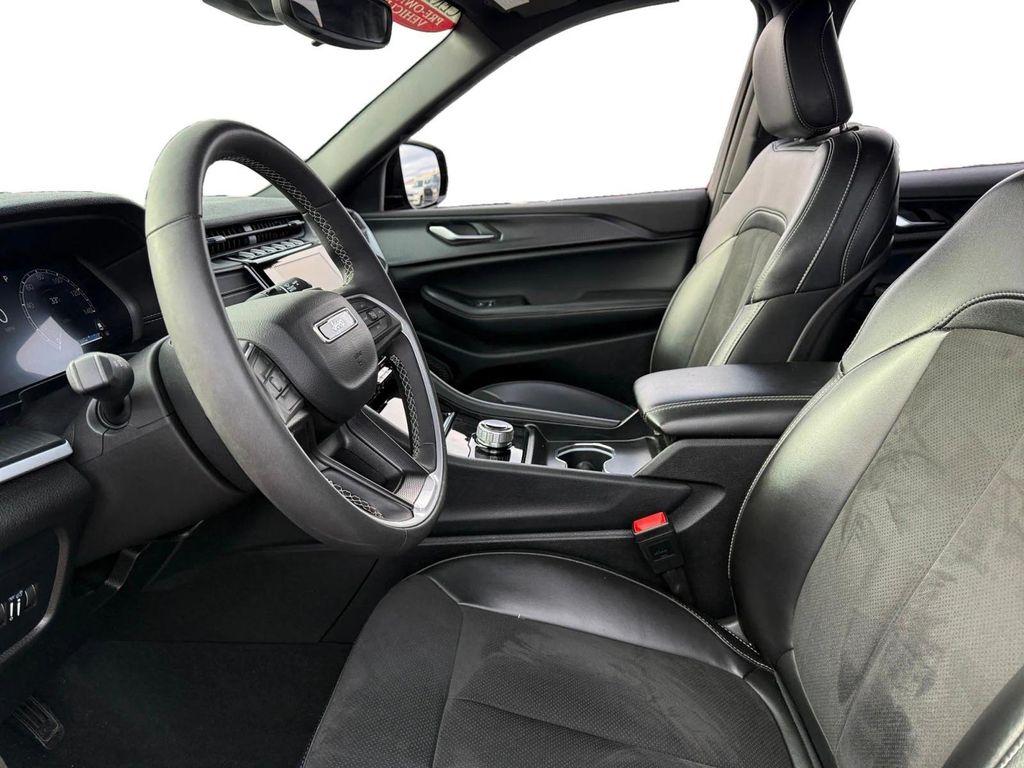 used 2024 Jeep Grand Cherokee L car, priced at $30,297