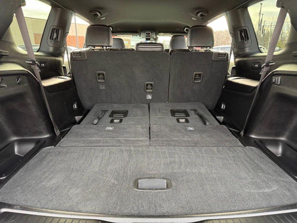 used 2024 Jeep Grand Cherokee L car, priced at $30,297