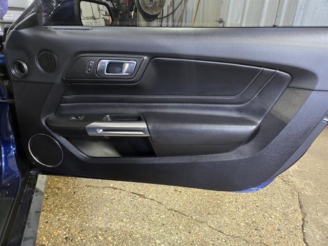 2018 Kona Blue Metallic Ford Mustang