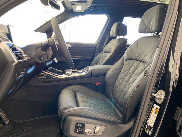 new 2026 BMW X7 car, priced at $100,890