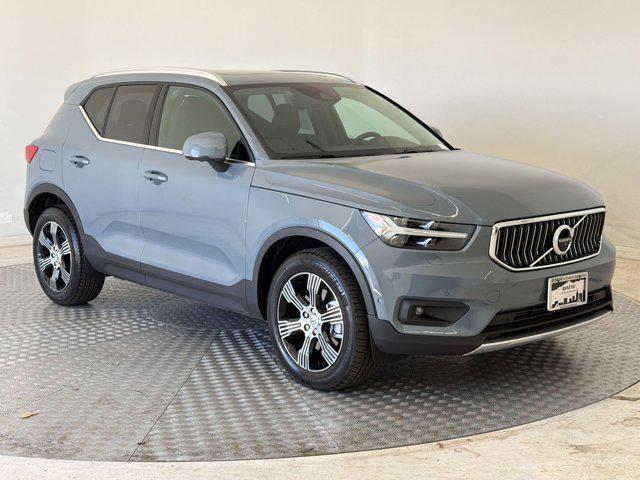 used 2021 Volvo XC40 car, priced at $29,998