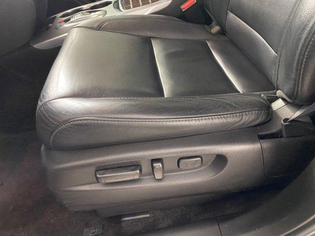 used 2017 Acura MDX car, priced at $18,999