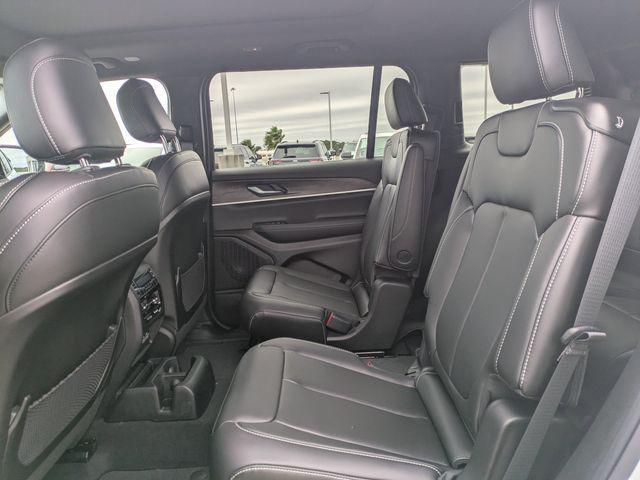 new 2025 Jeep Grand Cherokee car, priced at $45,363