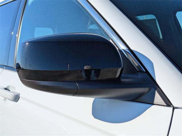 new 2025 Jeep Grand Cherokee car, priced at $37,748