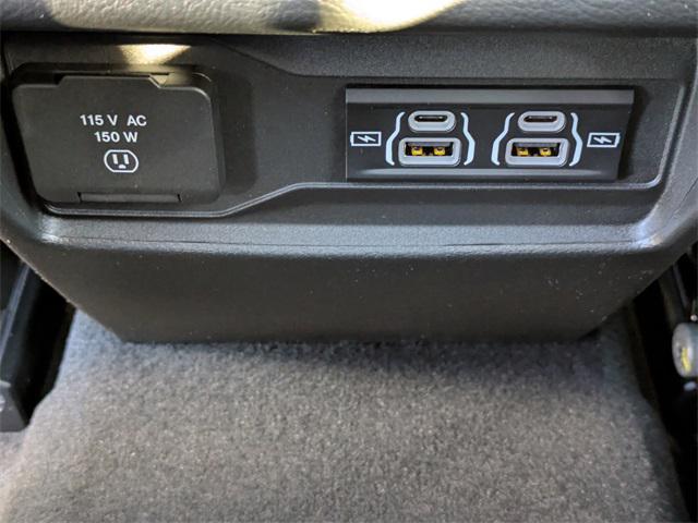 new 2025 Jeep Grand Cherokee car, priced at $37,748