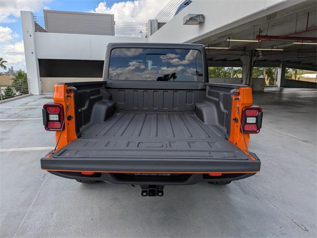 new 2025 Jeep Gladiator car, priced at $53,054