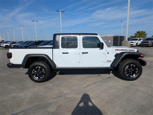 new 2026 Jeep Gladiator car, priced at $55,976