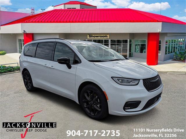 new 2026 Chrysler Pacifica car, priced at $45,165