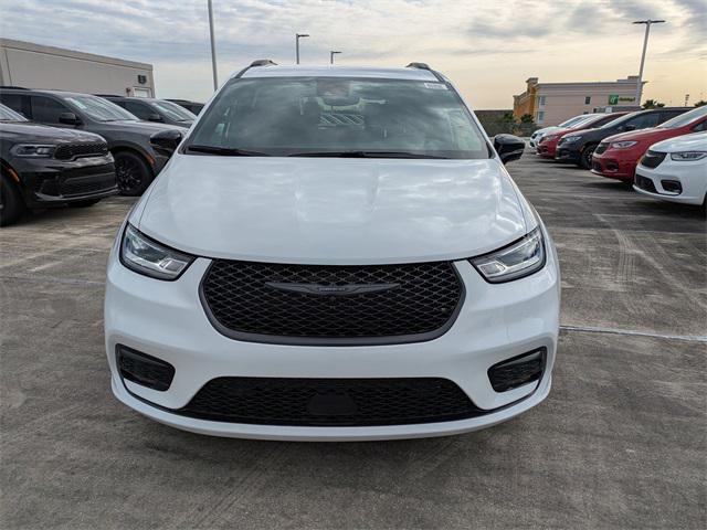 new 2026 Chrysler Pacifica car, priced at $45,165