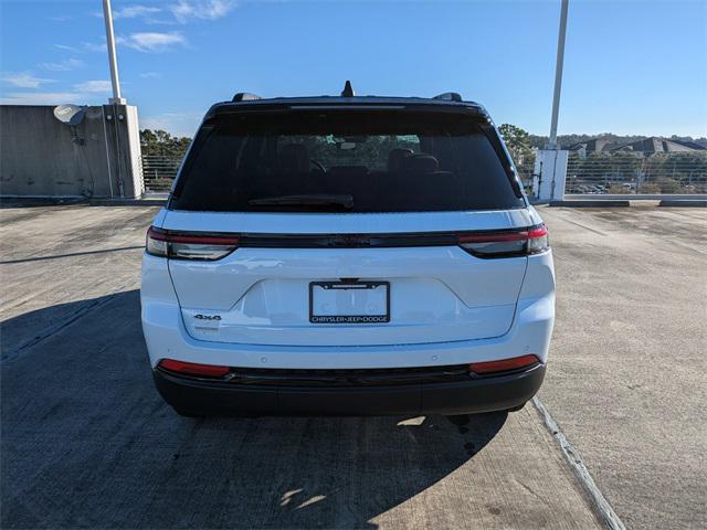 new 2025 Jeep Grand Cherokee car, priced at $48,936