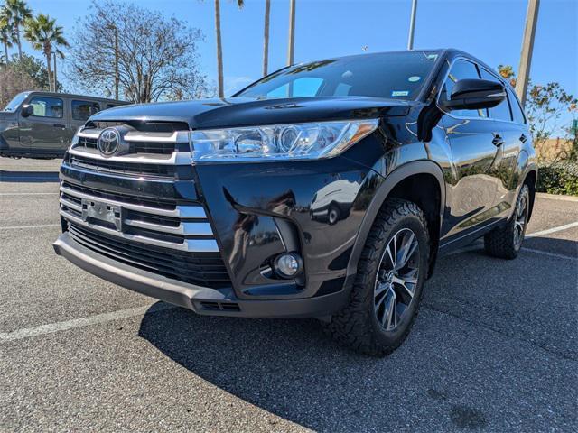 used 2018 Toyota Highlander car, priced at $19,990