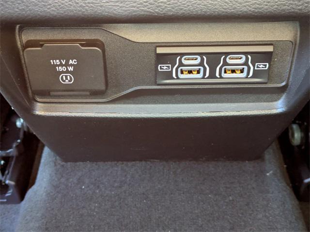 new 2025 Jeep Grand Cherokee car, priced at $42,530