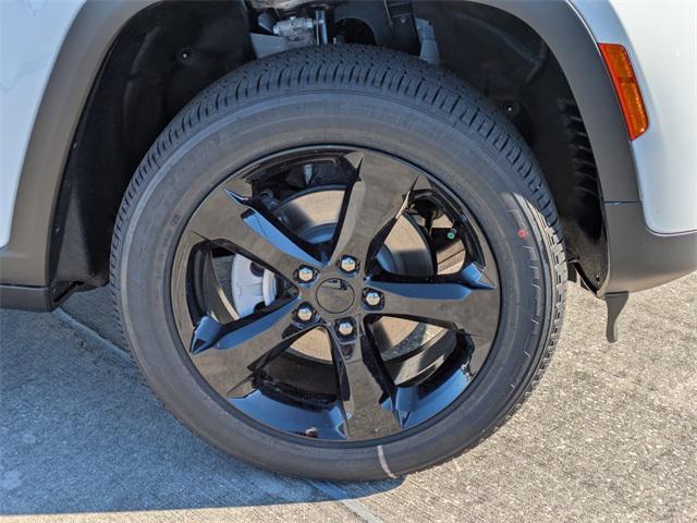 new 2025 Jeep Grand Cherokee car, priced at $42,530